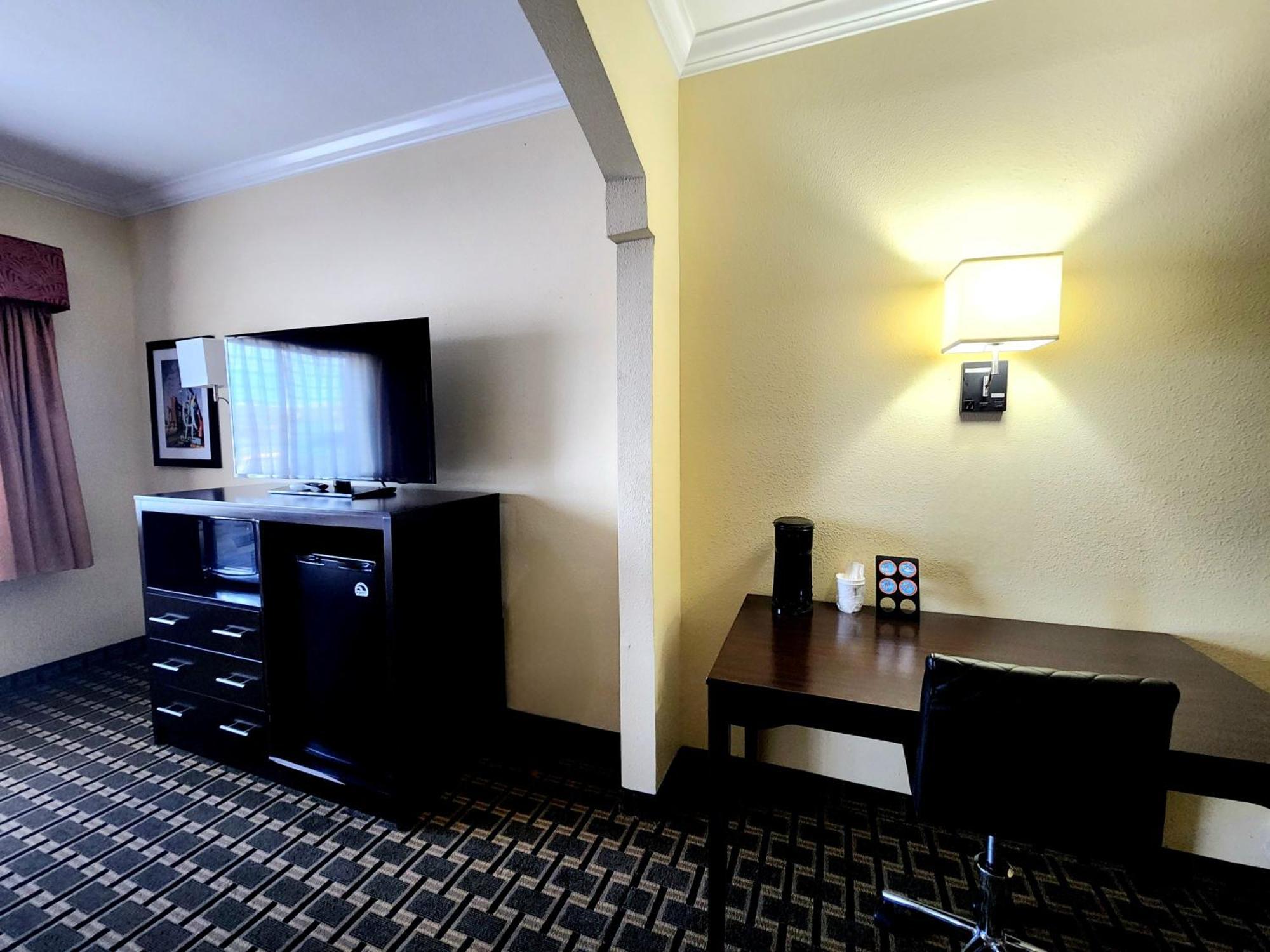 Days Inn & Suites By Wyndham Sam Houston Tollway Jersey Village Luaran gambar